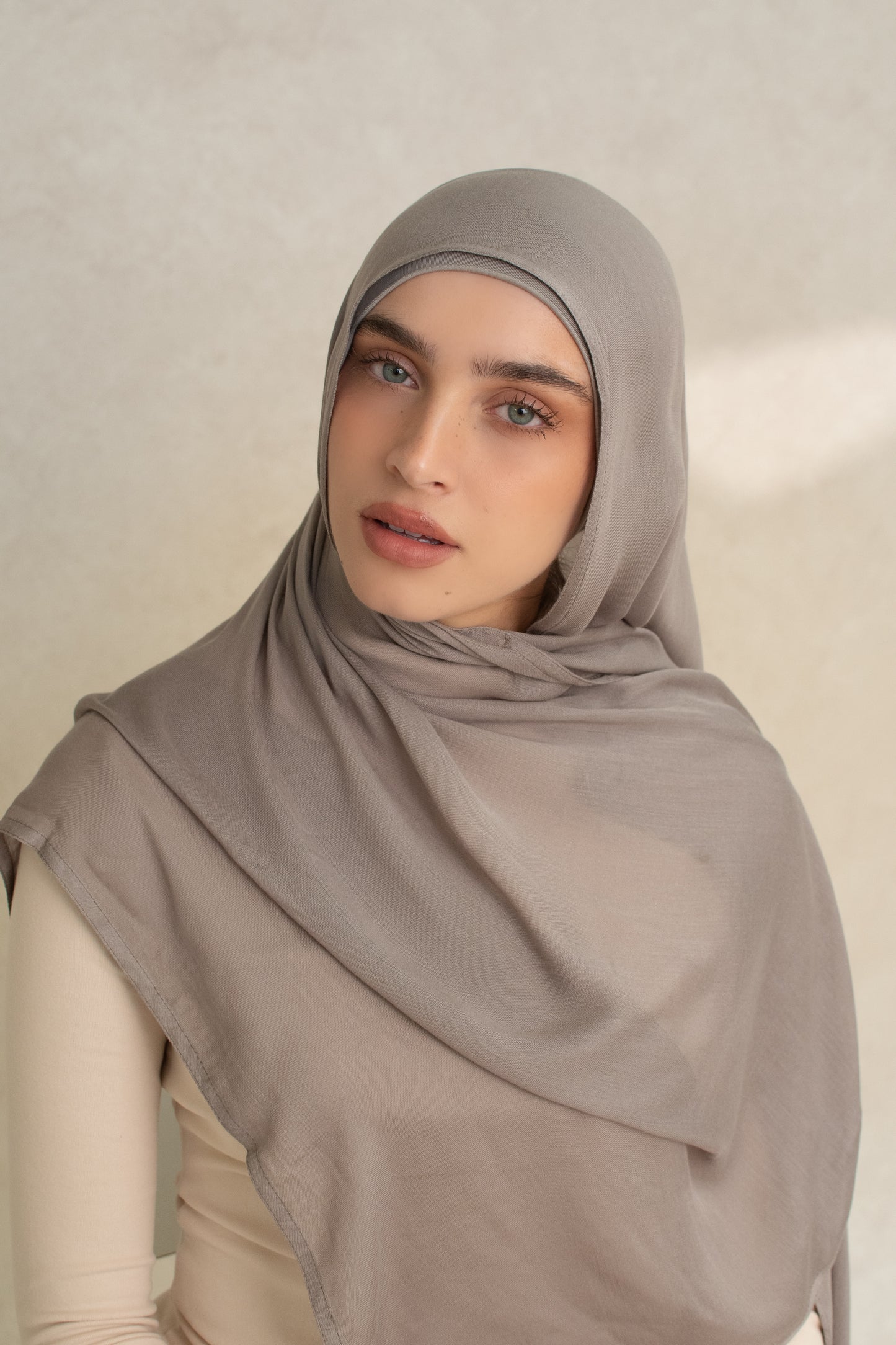 Modal Oyster Hijab set